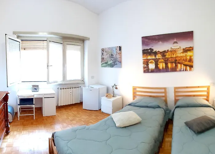 Pensión Emilio's 3*