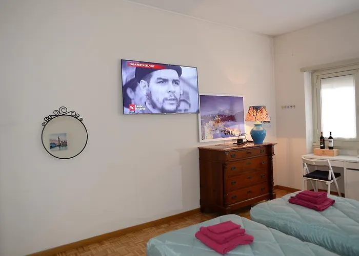 Pensión Emilio's 3*